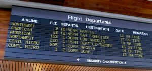 Image of the Old School Departure Board at Honolulu Airport